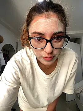 missrubijasper online show from November 21, 2025, 5:45 pm