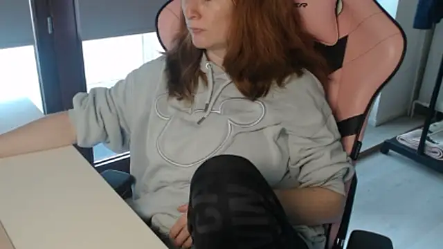 Snapshot of Exotic-Desire chatting on October 10, 2025, 7:42 am Exotic-Desire online show from October 10, 2025, 7:42 am