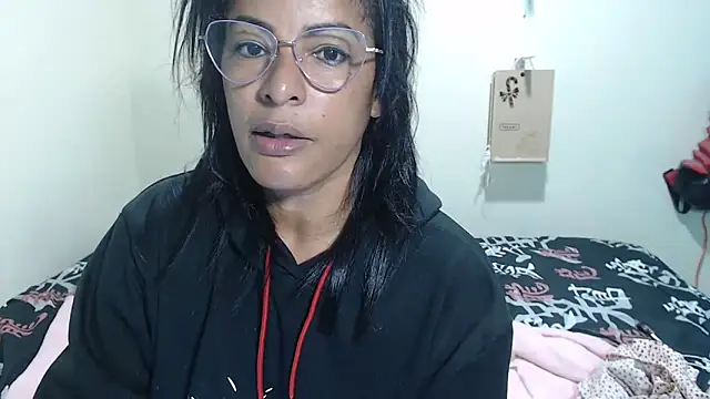 kateleyagrey online show from May 3, 2026, 10:31 am