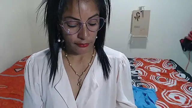 kateleyagrey online show from May 9, 2026, 6:22 pm