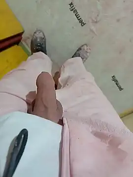 Snapshot of GeilerSchweizer chatting on January 24, 2025, 4:06 pm GeilerSchweizer online show from January 24, 2025, 4:06 pm