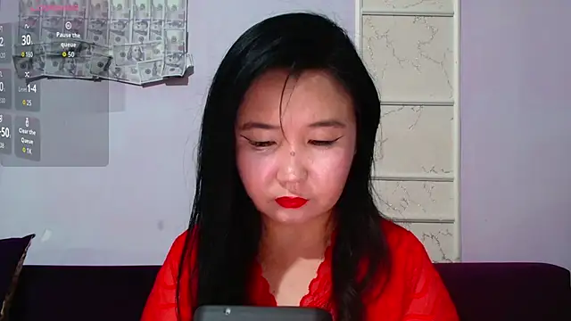 Bet Lu online show from April 13, 2026, 9:24 am