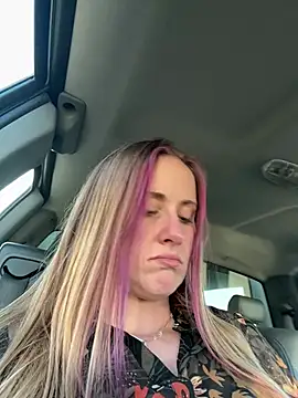 Snapshot of ClumsyLink chatting on January 11, 2026, 11:55 pm ClumsyLink online show from January 11, 2026, 11:55 pm