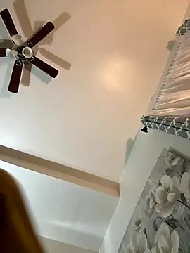 Snapshot of ClumsyLink chatting on January 8, 2026, 8:20 am ClumsyLink online show from January 8, 2026, 8:20 am