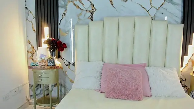 lulumars online show from October 21, 2025, 5:18 am