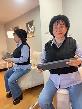 Savvanahh online show from February 14, 2026, 12:05 pm