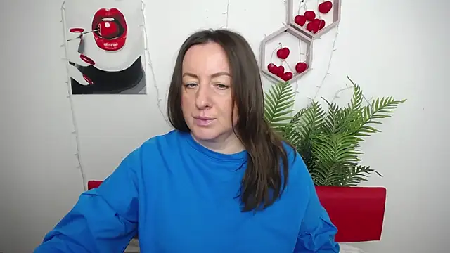 Snapshot of Abby_Taylorr chatting on April 16, 2026, 6:36 am Abby Taylorr online show from April 16, 2026, 6:36 am