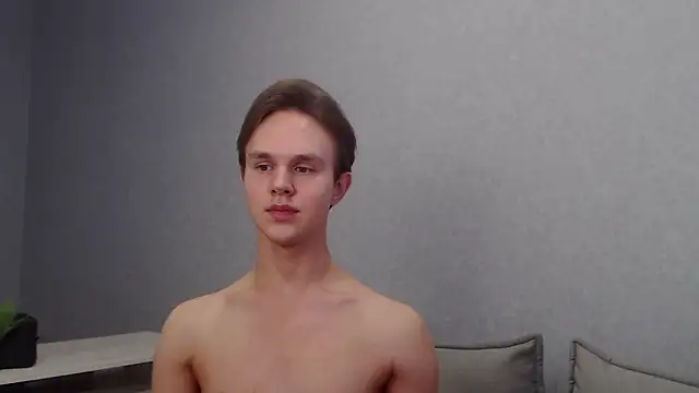 Snapshot of MartinMendez chatting on March 22, 2025, 12:14 pm MartinMendez online show from March 22, 2025, 12:14 pm