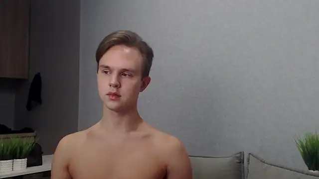 Snapshot of MartinMendez chatting on November 16, 2025, 3:06 pm MartinMendez online show from November 16, 2025, 3:06 pm