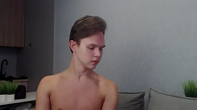 Snapshot of MartinMendez chatting on October 3, 2025, 8:05 am MartinMendez online show from October 3, 2025, 8:05 am