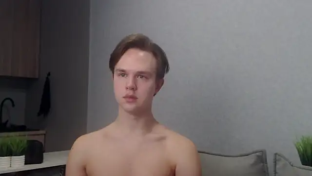 Snapshot of MartinMendez chatting on January 13, 2026, 9:35 am MartinMendez online show from January 13, 2026, 9:35 am