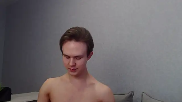 Snapshot of MartinMendez chatting on March 18, 2025, 9:01 am MartinMendez online show from March 18, 2025, 9:01 am