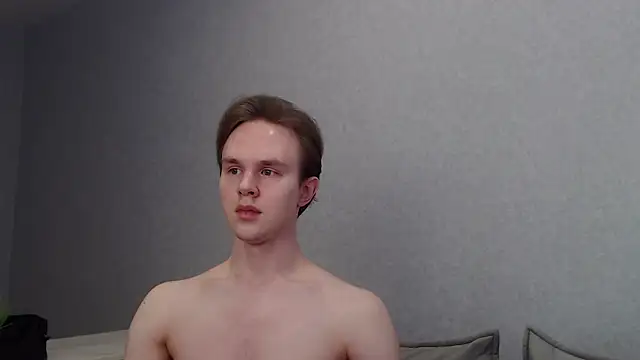 Snapshot of MartinMendez chatting on March 6, 2025, 9:03 am MartinMendez online show from March 6, 2025, 9:03 am