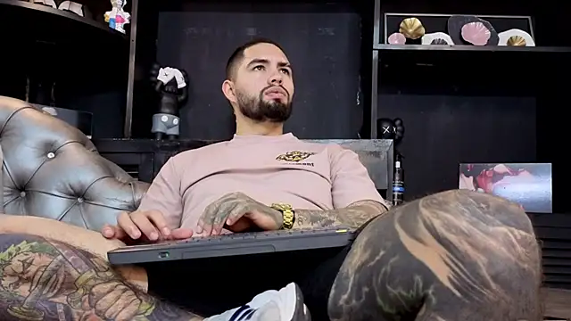 matteosantos online show from March 21, 2026, 12:53 pm