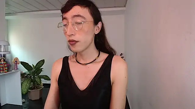 NicoleCortez online show from February 23, 2025, 6:34 pm