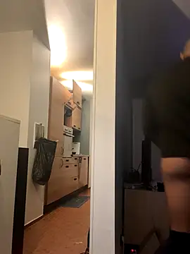 pimentfort77 online show from December 2, 2025, 10:33 pm