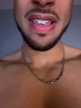 pimentfort77 online show from March 24, 2026, 9:26 pm