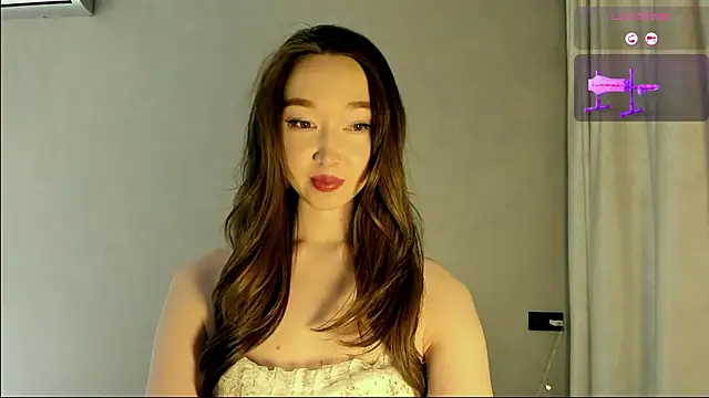  luna 022 online show from February 22, 2026, 1:24 pm