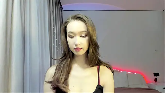 Snapshot of _luna_022 chatting on February 13, 2025, 4:22 am luna 022 online show from February 13, 2025, 4:22 am