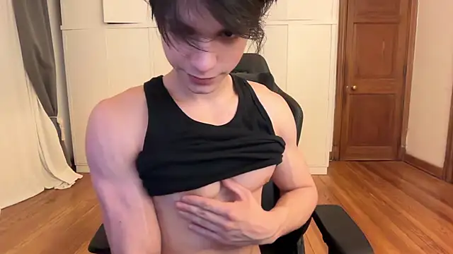 Snapshot of SasukeUhchiaa chatting on December 21, 2025, 5:31 am SasukeUhchiaa online show from December 21, 2025, 5:31 am