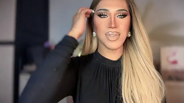 Ts glamxxxx online show from January 12, 2026, 2:40 am