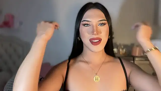 Ts glamxxxx online show from October 8, 2025, 12:01 am