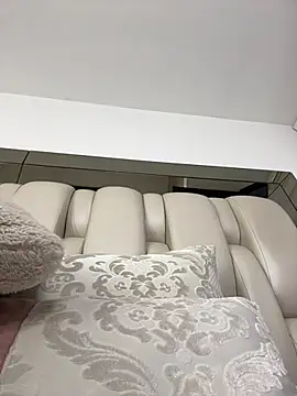 ALISSON FOXXX1 online show from January 8, 2026, 10:49 pm