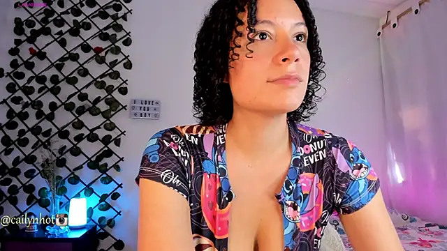 cailynhot online show from February 11, 2026, 9:58 pm