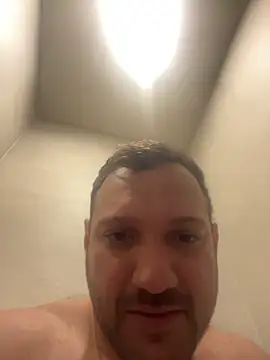 Snapshot of JonJ0 chatting on January 13, 2026, 8:07 am JonJ0 online show from January 13, 2026, 8:07 am