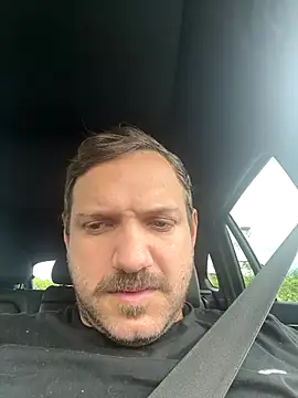 Snapshot of JonJ0 chatting on November 14, 2025, 2:43 pm JonJ0 online show from November 14, 2025, 2:43 pm