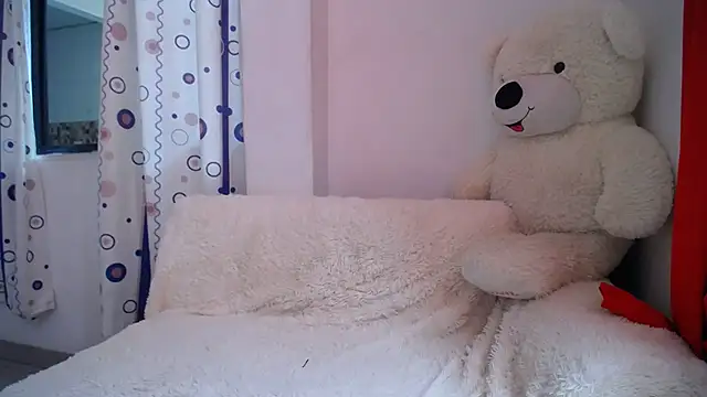 Snapshot of agatfox chatting on November 12, 2025, 3:49 pm agatfox online show from November 12, 2025, 3:49 pm