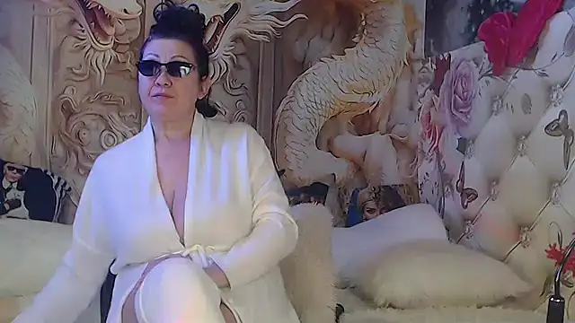 NightOrhideya online show from February 11, 2026, 1:33 pm