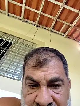 Snapshot of Peludo173317 chatting on March 20, 2026, 6:42 pm Peludo173317 online show from March 20, 2026, 6:42 pm