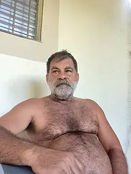 Snapshot of Peludo173317 chatting on April 6, 2026, 6:31 pm Peludo173317 online show from April 6, 2026, 6:31 pm