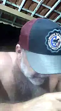 Snapshot of Peludo173317 chatting on February 18, 2025, 12:59 am Peludo173317 online show from February 18, 2025, 12:59 am