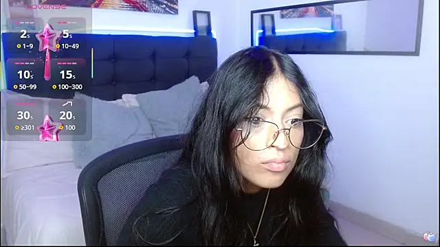 Snapshot of vaness_weet chatting on November 26, 2025, 7:47 pm vaness weet online show from November 26, 2025, 7:47 pm