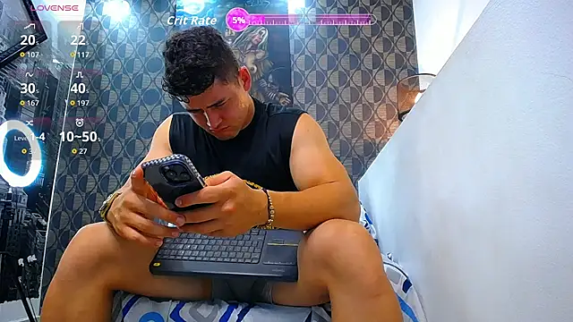 Leonsmoron online show from March 6, 2026, 1:11 am