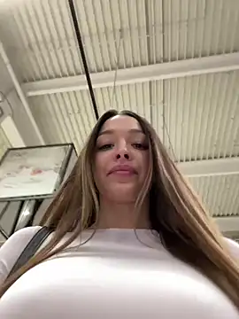 barbiehumpxxx online show from October 25, 2025, 10:32 pm