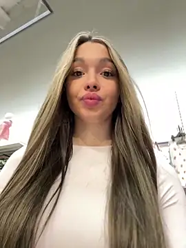 Snapshot of barbiehumpxxx chatting on April 14, 2026, 7:52 pm barbiehumpxxx online show from April 14, 2026, 7:52 pm