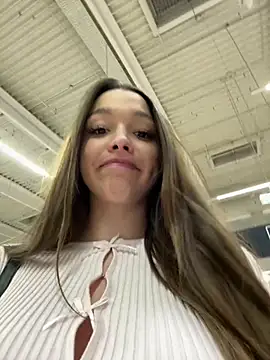 Snapshot of barbiehumpxxx chatting on March 18, 2026, 10:54 pm barbiehumpxxx online show from March 18, 2026, 10:54 pm