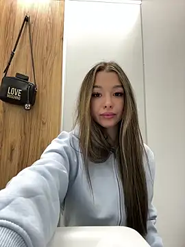 Snapshot of barbiehumpxxx chatting on March 31, 2026, 10:34 pm barbiehumpxxx online show from March 31, 2026, 10:34 pm