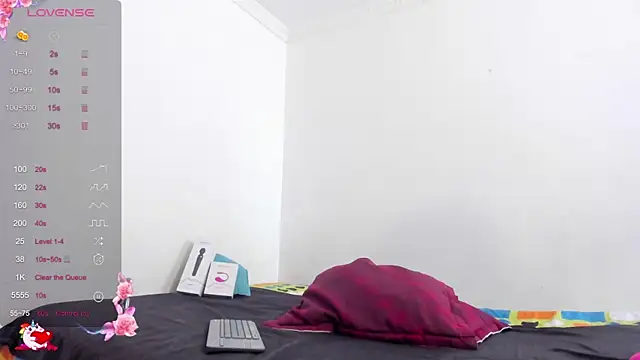 Snapshot of HEAVY_MEGAN chatting on May 21, 2026, 2:14 pm HEAVY MEGAN online show from May 21, 2026, 2:14 pm