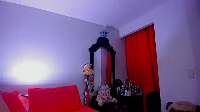 Snapshot of sweet_evill_ chatting on October 9, 2025, 5:08 am sweet evill online show from October 9, 2025, 5:08 am