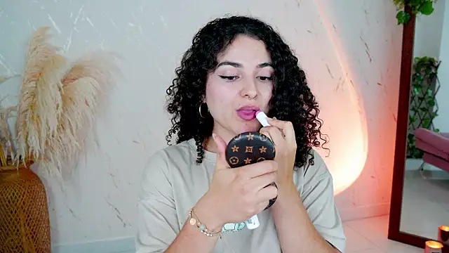 merida bell18 online show from March 17, 2026, 11:19 pm