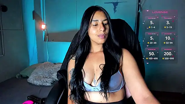 Snapshot of Desipleasure chatting on October 4, 2025, 8:21 pm Desipleasure online show from October 4, 2025, 8:21 pm