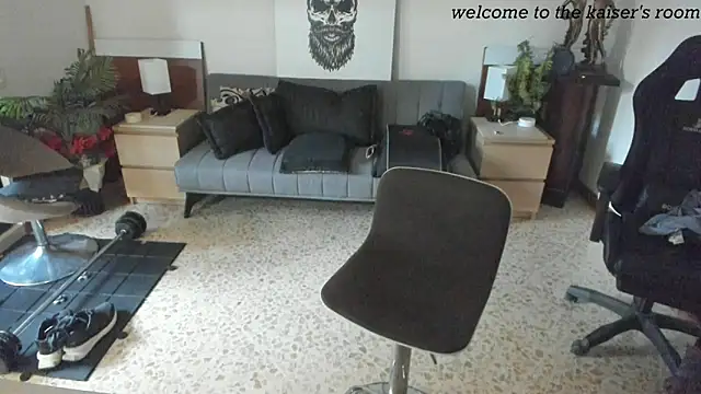 kaiser679  online show from February 28, 2026, 9:25 pm