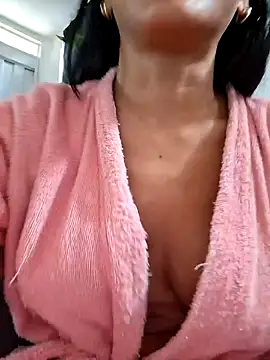 Snapshot of Doll_Loren chatting on April 20, 2026, 7:59 pm Doll Loren online show from April 20, 2026, 7:59 pm