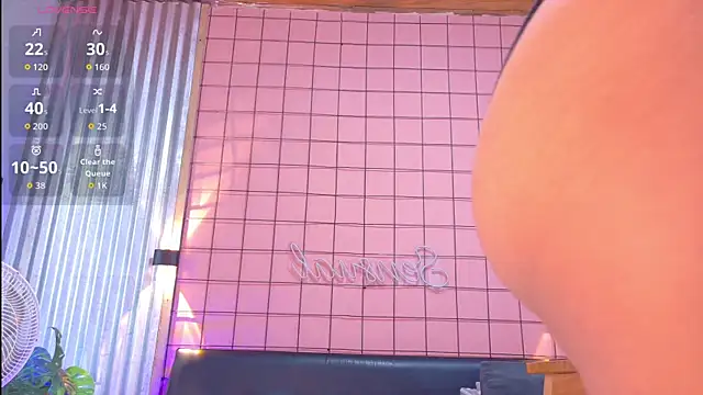 mensia hernandz online show from September 18, 2025, 1:25 pm