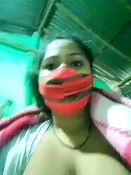 Shristiprakash0 online show from January 2, 2025, 2:00 am