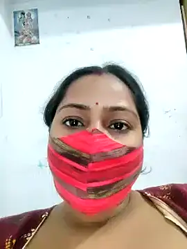 Shristiprakash0 online show from February 17, 2025, 7:04 am